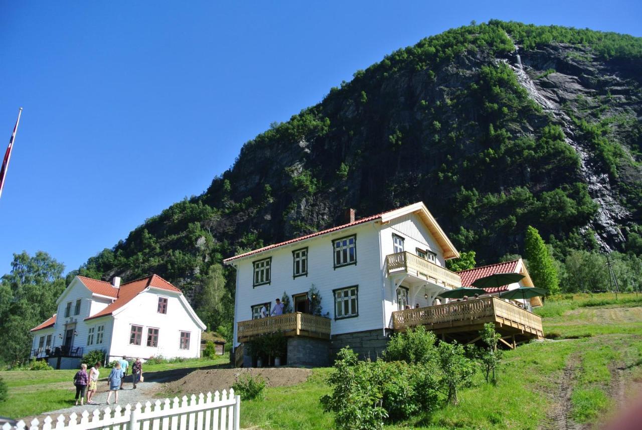 Eide Gard Hotell Skjolden Exteriör bild