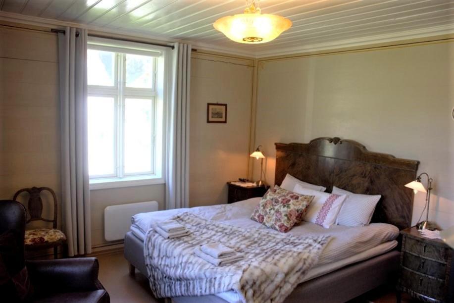 Eide Gard Hotell Skjolden Exteriör bild