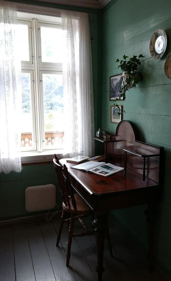 Eide Gard Hotell Skjolden Exteriör bild