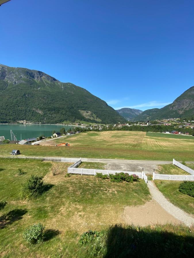 Eide Gard Hotell Skjolden Exteriör bild